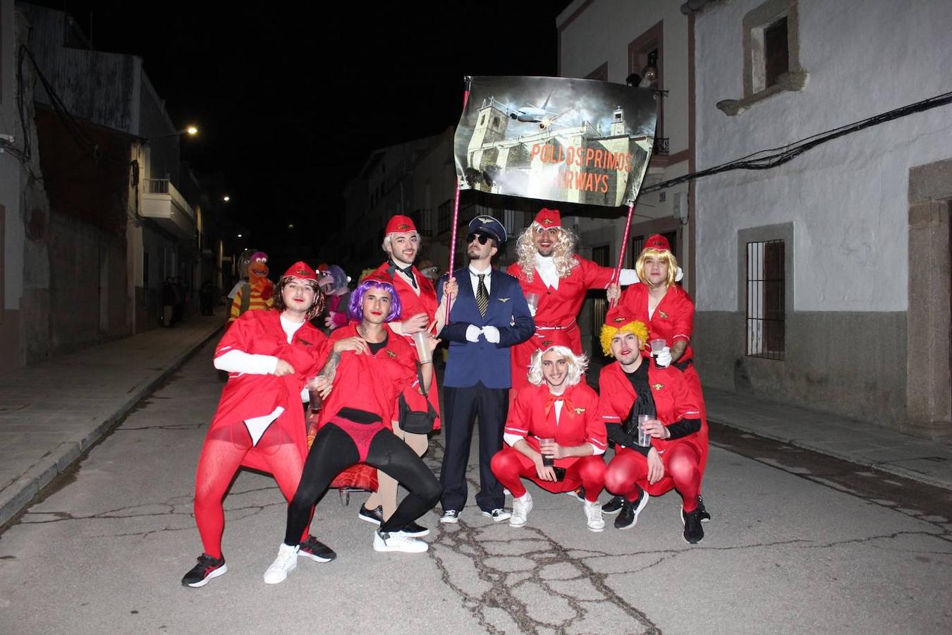 Desfile de adultos.