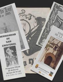 Imagen secundaria 2 - La exposición 'Del Arca de las tres llaves a la nube' llega a la Oficina de Turismo de Arroyo de la Luz