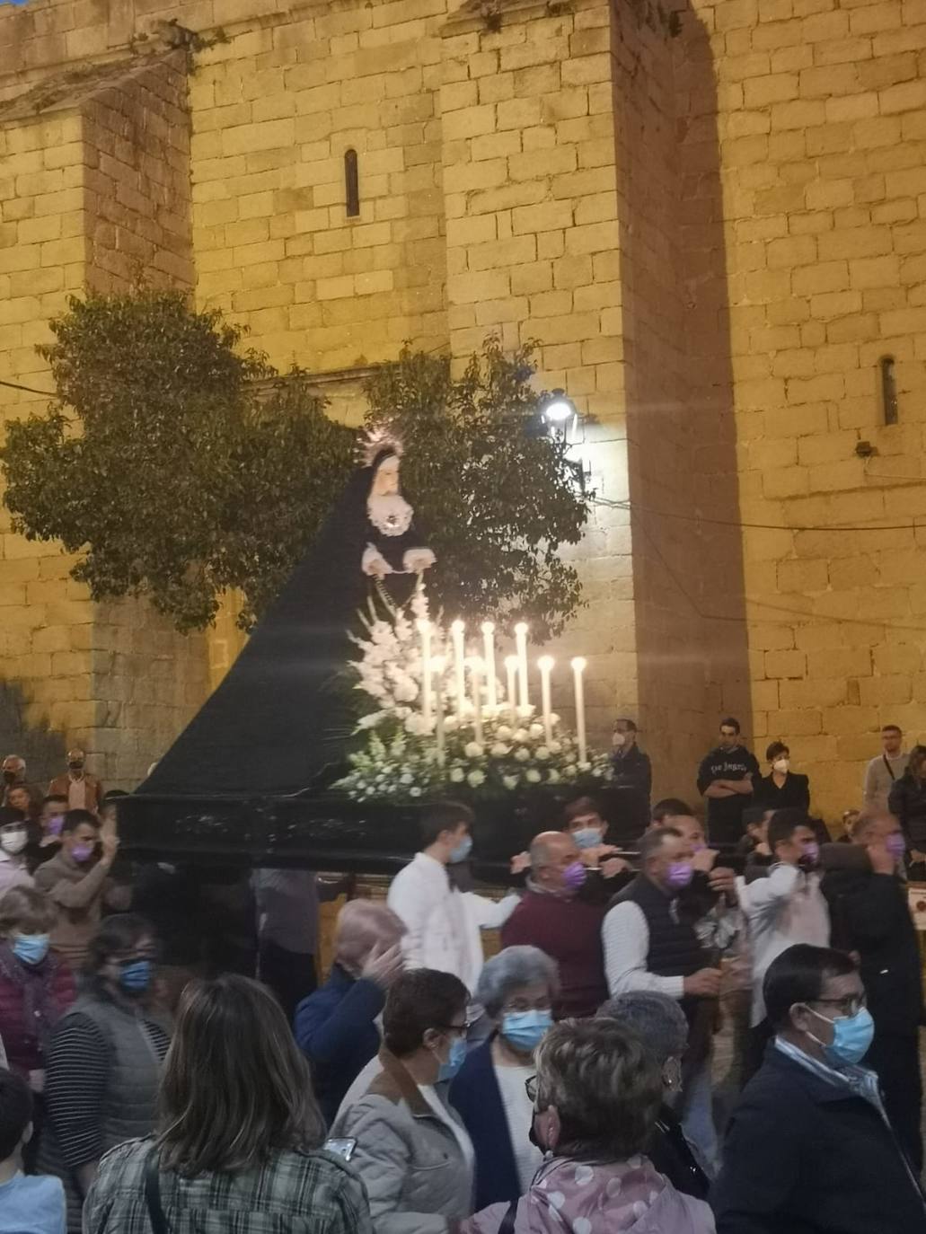La Virgen Dolorosa cerraba la procesión. 