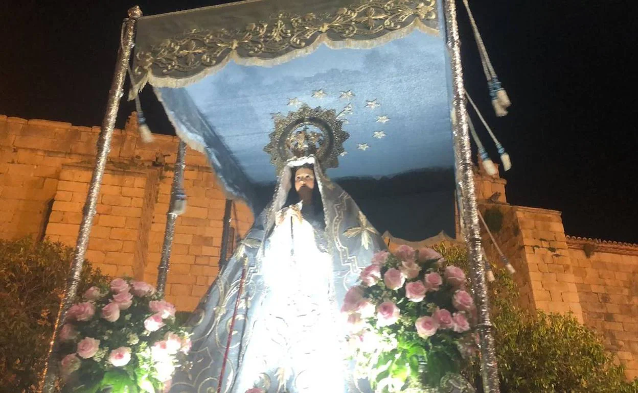 Llegada de la Virgen de la Luz a la Plaza de la Constitución. 