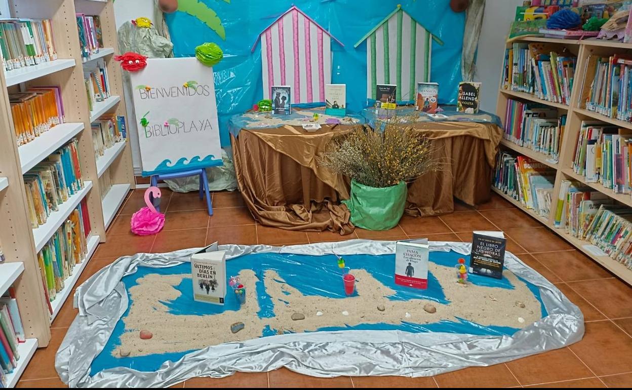 La biblioteca arroyana da la bienvenida a agosto con el rincón 'Biblioplaya'