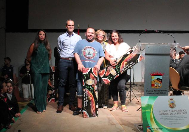Consumidores premiados en la ruta de la tapa.