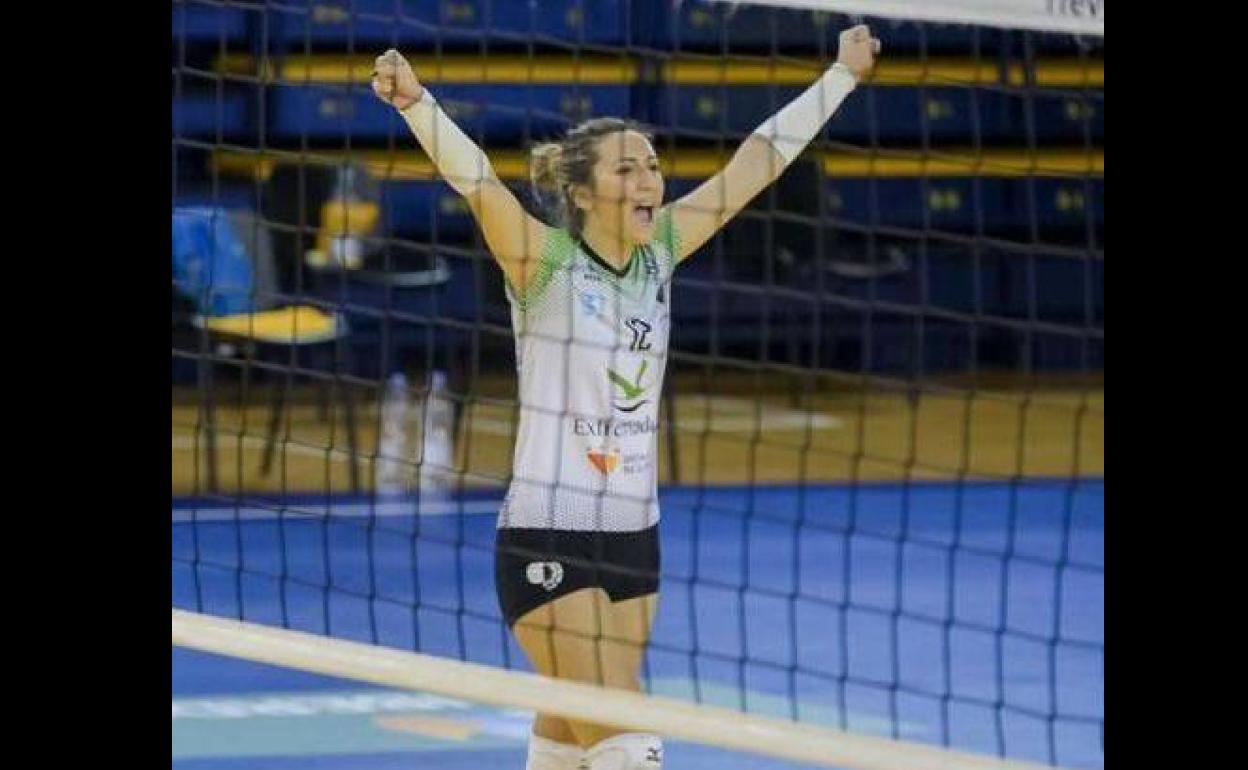 Isa Espino será nueva capitana esta próxima temporada 2022/23. 