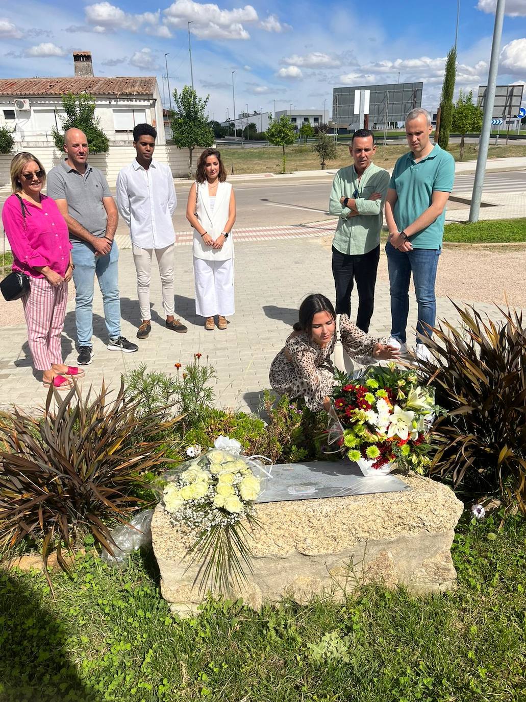 Imagen principal - Víctor Manuel Molano, David Castaño e Ismael Tato ocupan el podio del II Memorial de Pesca Vicente Moreno