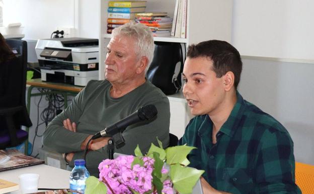 Imagen principal - Presentado el libro 'Arroyo de la Luz en el siglo XVI'