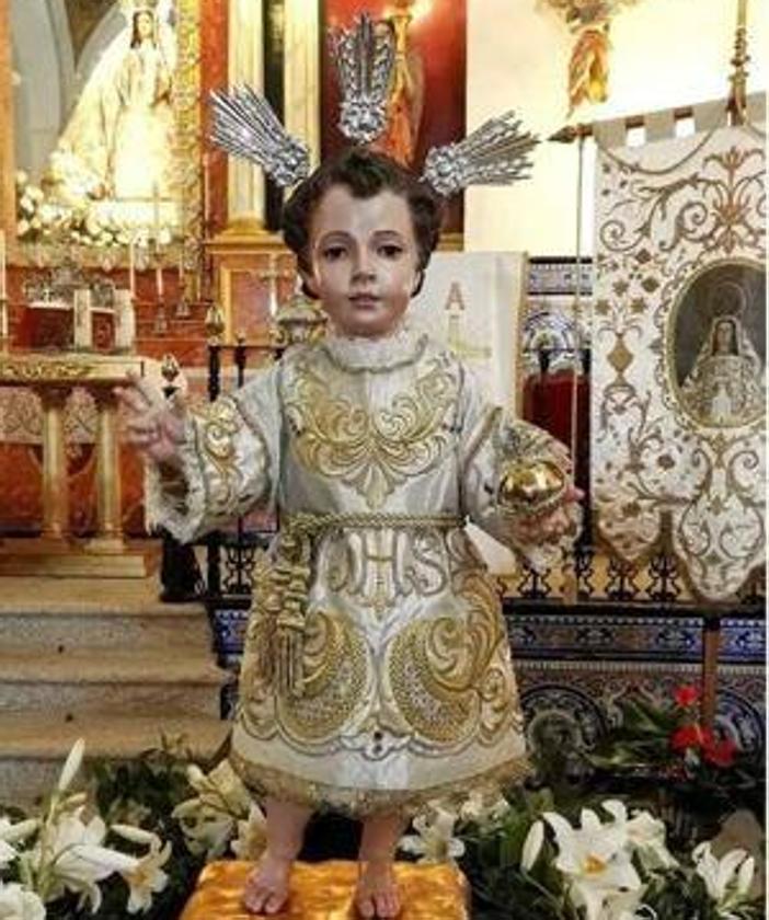 Niño Jesús con el que procesionaron los niños.