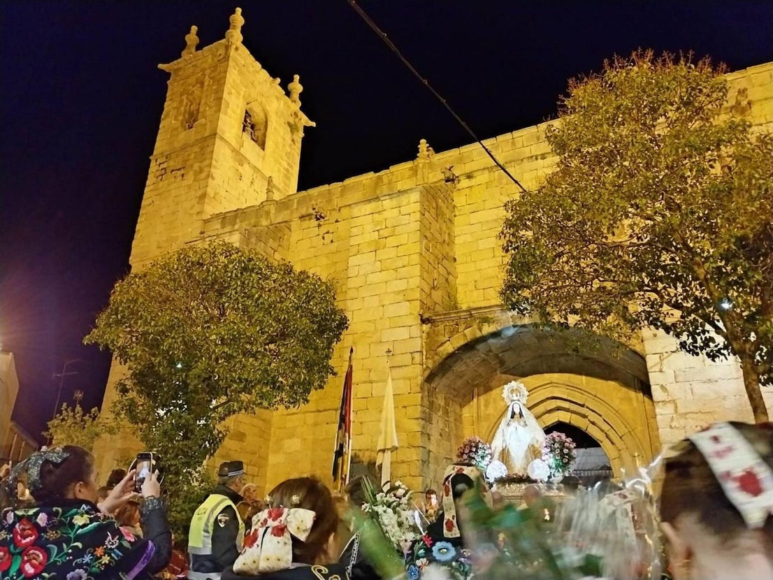 Bajada y subida de la Virgen de la Luz