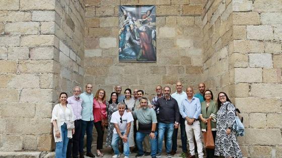 'La Luz del Divino' viste la plaza de la Constitución