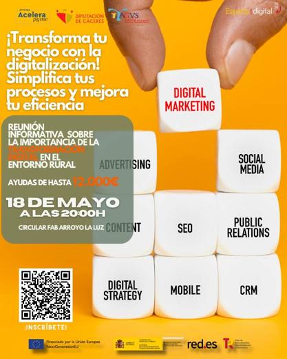 Imagen principal - El Circular Fab de Arroyo de la Luz acoge una jornada informativa sobre la importancia de la digitalización en el entorno rural