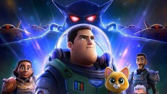 Domingo de cine en Arroyo de la Luz con la proyección de 'Lightyear'