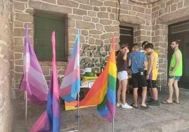 Varios de los asistentes durante el Picnic Tortillero con el que finalizó la jornada.