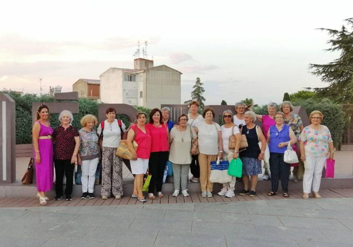 El grupo en Mérida justo cante de entrar al teatro.