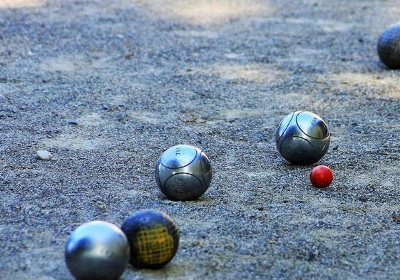 Abiertas las inscripciones para el Torneo Nocturno de Petanca de Arroyo de la Luz