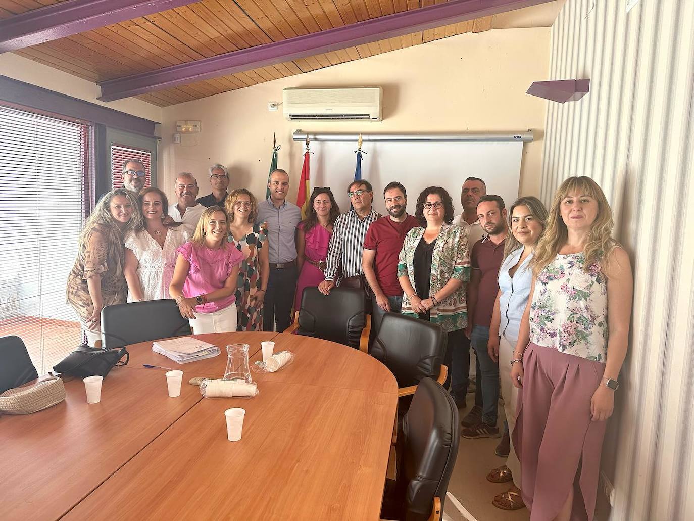 Imagen principal - Carlos Caro es elegido nuevo presidente de la Mancomunidad Tajo-Salor