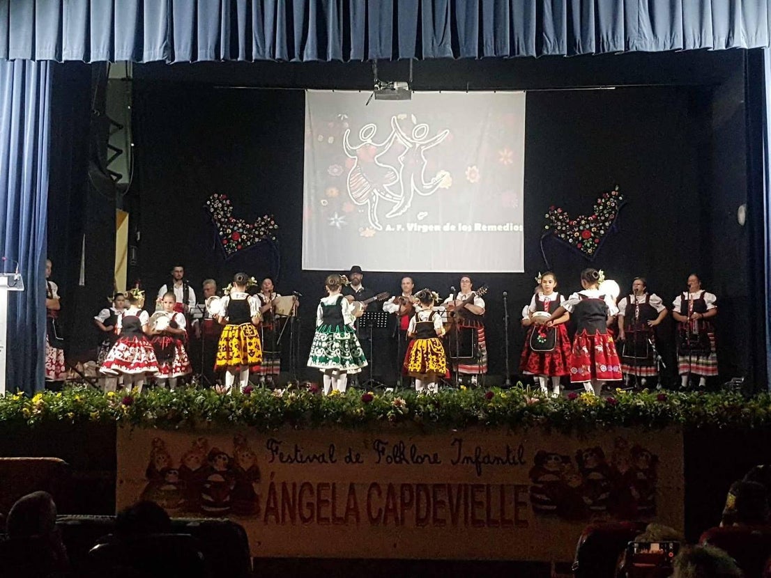 Arroyo acogió la XXII edición del Festival Folklórico Infantil Ángela Capdevielle