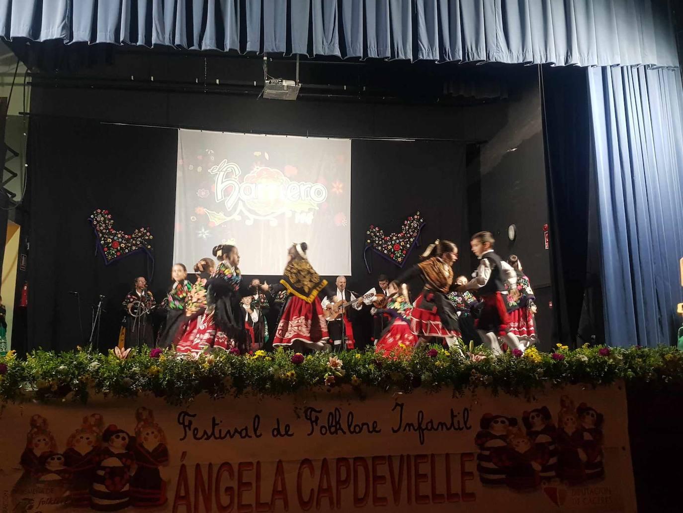 Arroyo acogió la XXII edición del Festival Folklórico Infantil Ángela Capdevielle