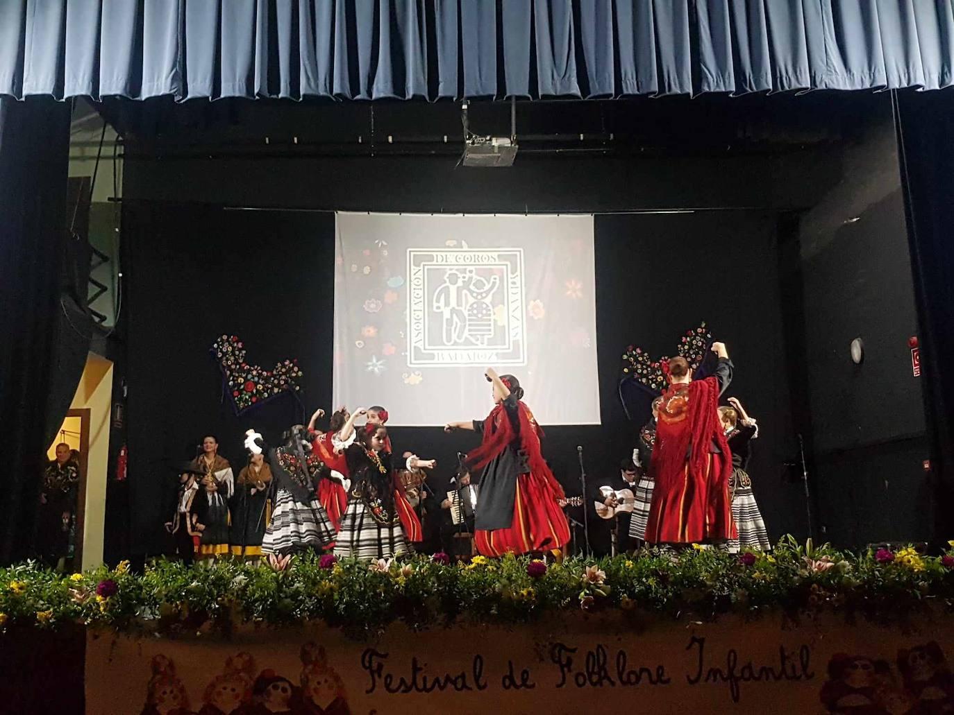 Arroyo acogió la XXII edición del Festival Folklórico Infantil Ángela Capdevielle