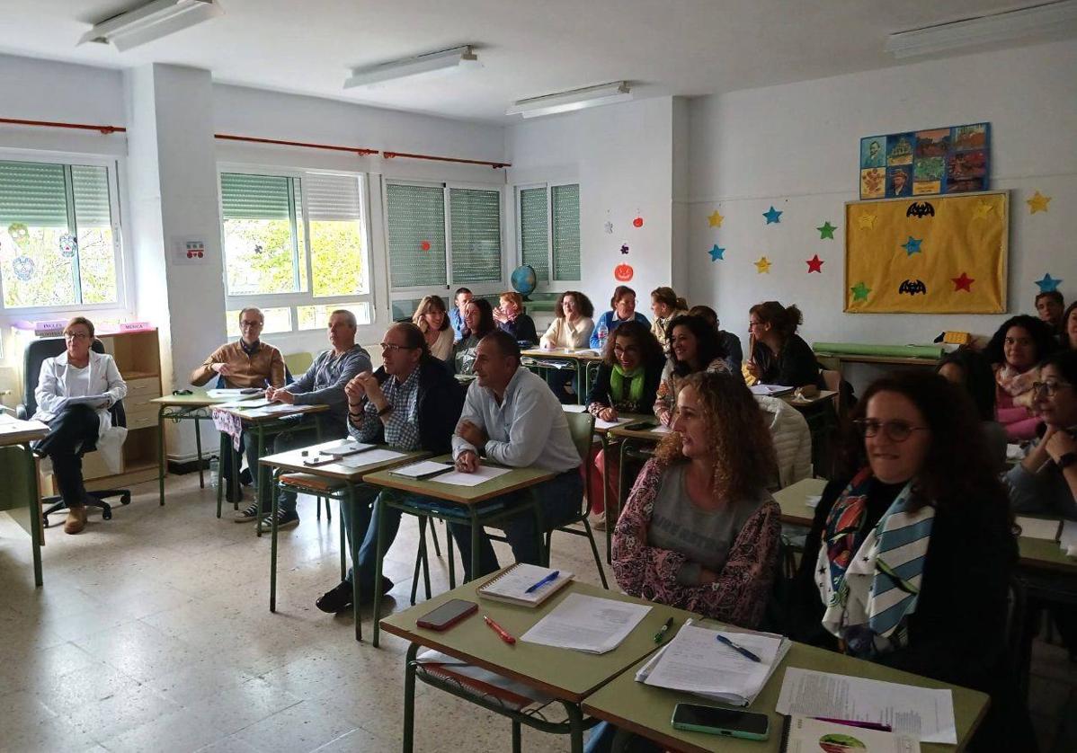 El profesorado del centro asistió a las jornadas formativas.