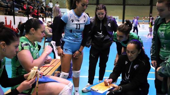 El Extremadura Arroyo cierra la primera vuelta en la cancha del Arona de la histórica Dubinina