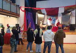 Papá Noel y sus elfos recibieron las cartas de los niños de Arroyo de la Luz