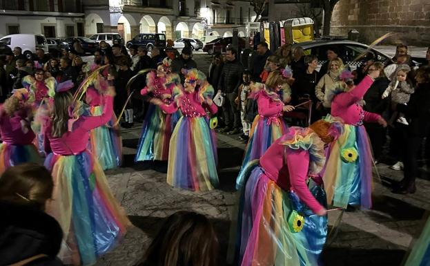 El Carnaval llenó de alegría y color las calles de Arroyo de la Luz