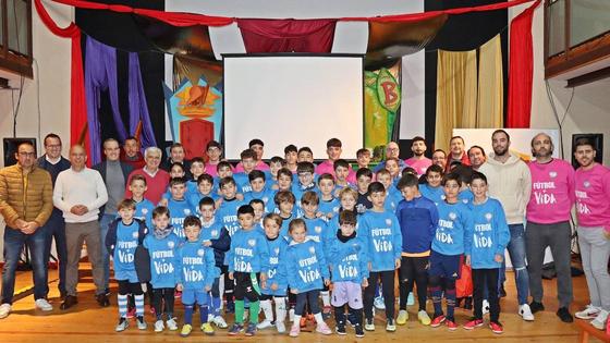 El Arroyo CP homenajea a Pedro Rocha