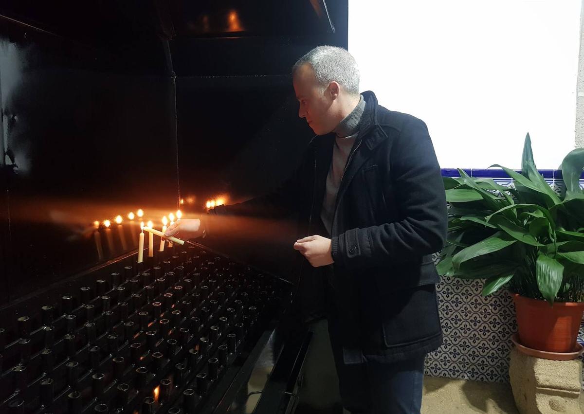 Imagen secundaria 1 - Inaugurado un nuevo quemador de velas en el Santuario de Ntra. Sra. de la Luz