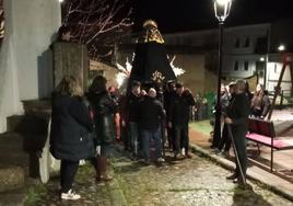 La Soledad, saliendo de su ermita.