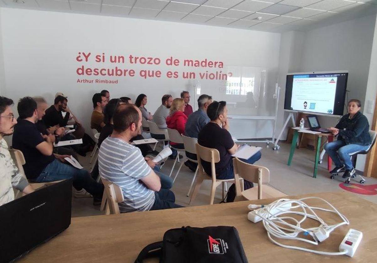 Comienza en el Circular Fab de Arroyo de la Luz el curso de Diseño y Prototipado de Drones