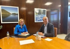 El alcalde arroyano se reúne con la Consejera de Hacienda y Administración Pública