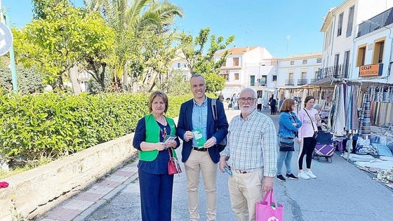 La AECC de Arroyo de la Luz da a conocer la campaña 'Juega tu papel en la detección del cáncer de colon'