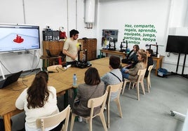 El Circular FAB y el programa ConectadAs Extremadura organizan una jornada de Impresión 3D