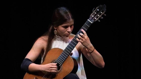Ioanna Kazoglou, tercera concertista del IV Festival Internacional de Guitarra