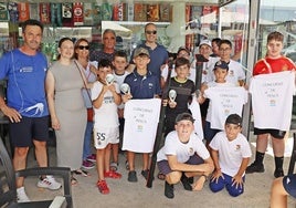 Foto de familia tras la entrega de premios.