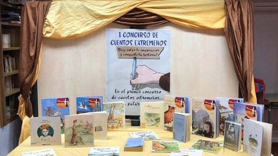 La biblioteca arroyana visibiliza títulos extremeños por el I Concurso de Cuentos Extremeños