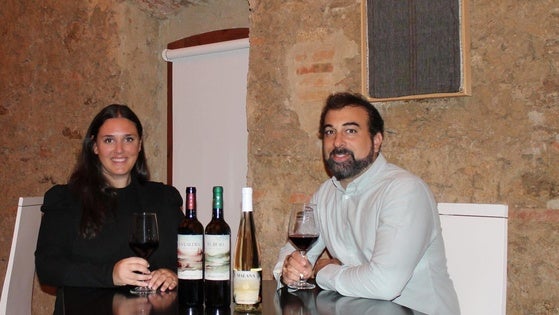 «Teníamos claro que queríamos que nuestros vinos fueran un reflejo fiel de nuestra tierra, tanto en los nombres como en la estética de las botellas»
