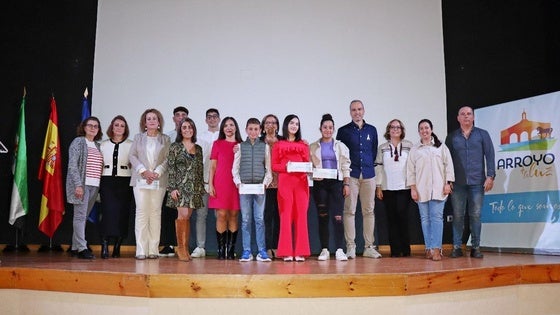 El Ayuntamiento vuelve a premiar a los estudiantes con los mejores expedientes