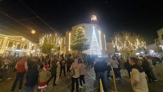 Arroyo de la Luz se viste de Navidad