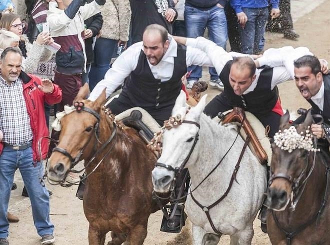 Galopadas en el corazón de Arroyo de la Luz