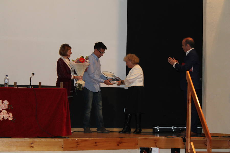 Durante el acto de presentación del libro 'La Voz del Sueño'. 