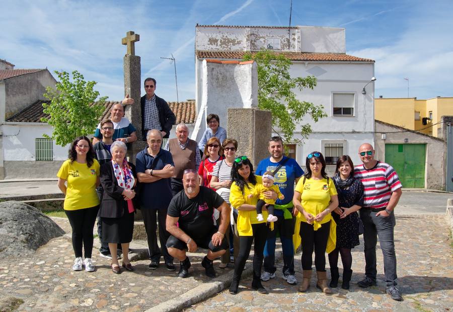 Unas 25 personas participan en la 4ª quedada de amigos de APyF