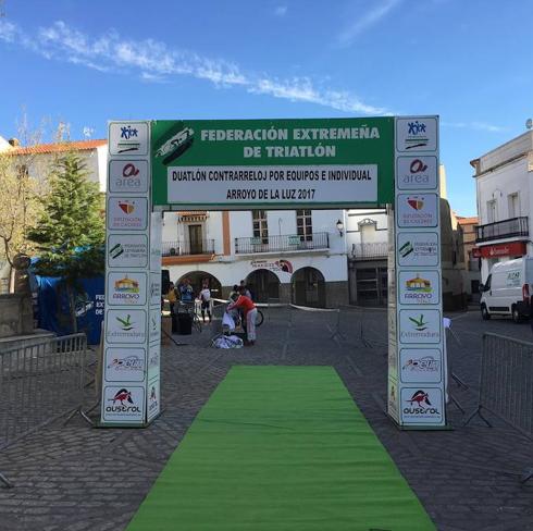Arroyo organiza su segundo duatlón en las categorías individual y contrarreloj por equipos