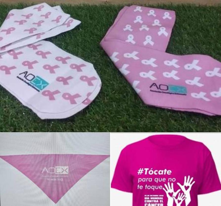 Calcetines, pañuelos y camisetas para la Marcha Rosa de Calamonte