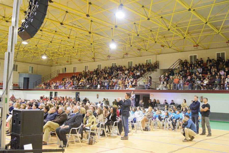 Campanario acogió el pasado sábado 23 de marzo el I Encuentro de Escolanías y Coros Infantiles, que reunió a un total de cinco agrupaciones corales 