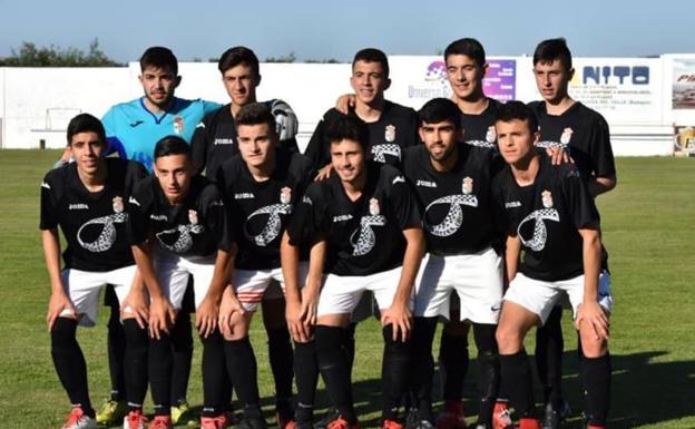 Once inicial del 'Campa' juvenil que formó ante el Gran Maestre. 