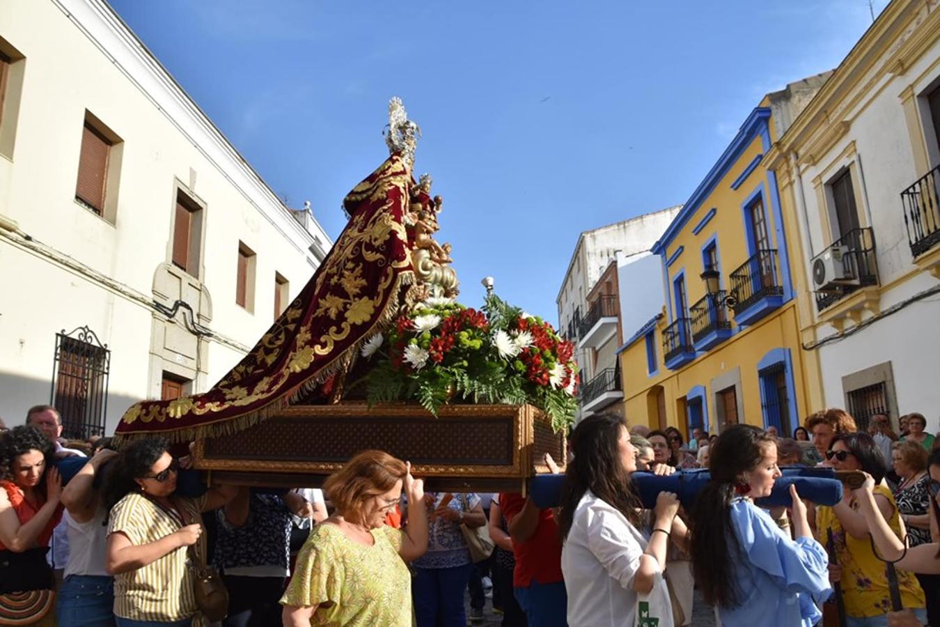 El pueblo de Campanario despidió a su Patrona, que tras 37 días en la parroquia, regresó el domingo 2 de junio a su ermita FOTOS: A. C.