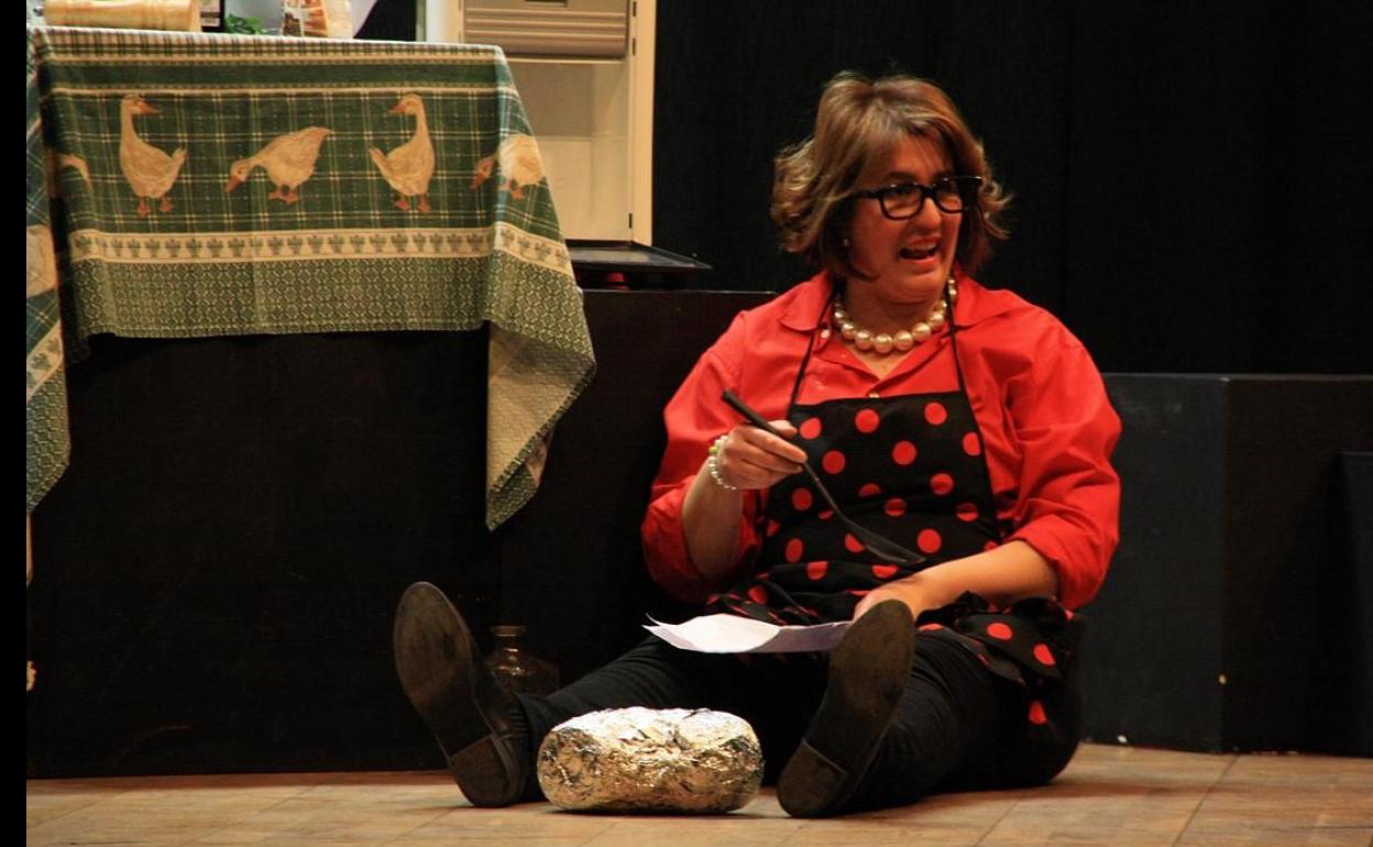 Están a la venta las entradas para ver la obra 'Hasta el moño' que se representa el 8 de agosto