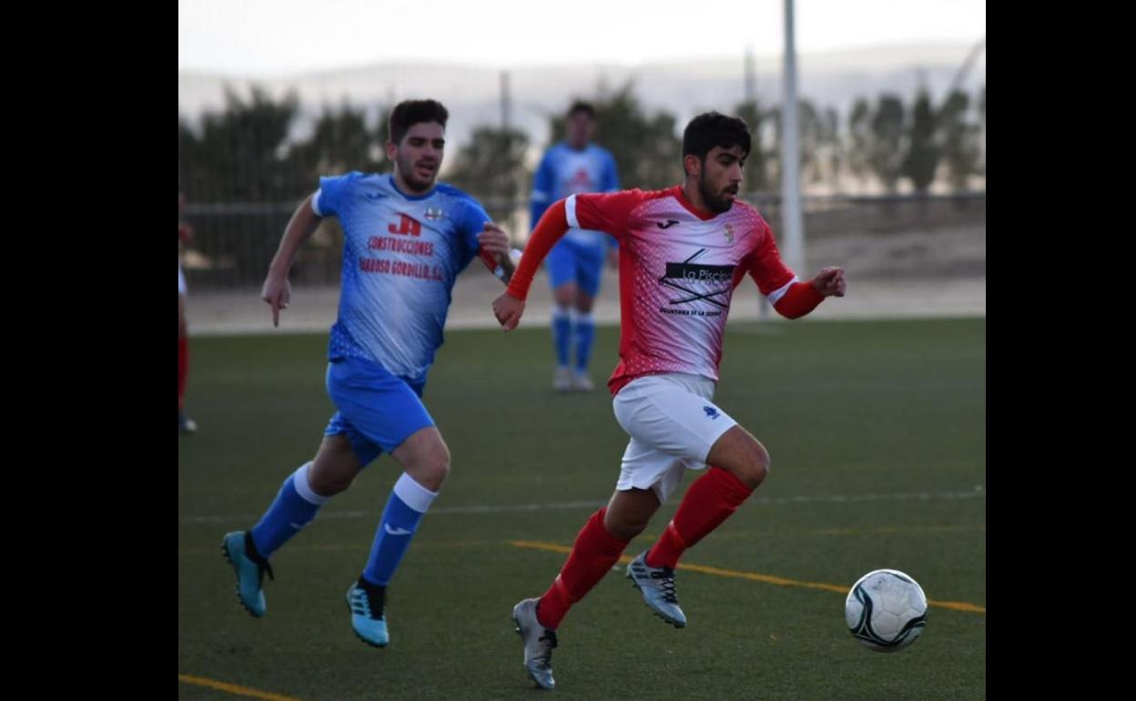 El delantero campanariense Álvaro Díaz causa baja en el C.F. Campanario