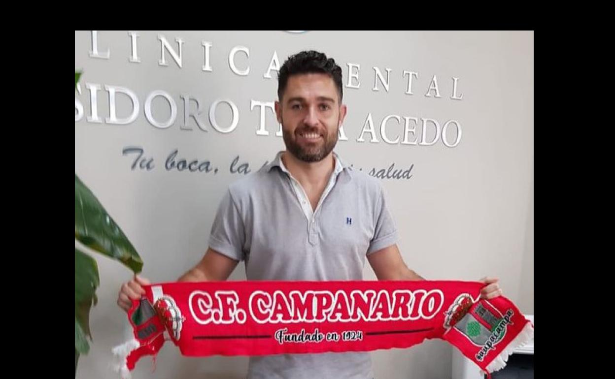 Isi Tena seguirá defendiendo la portería del CF Campanario en Tercera División