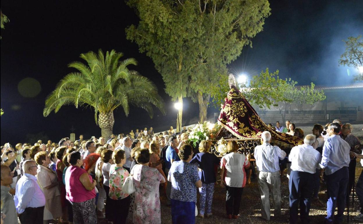 Devoción por la Virgen de Piedraescrita. 